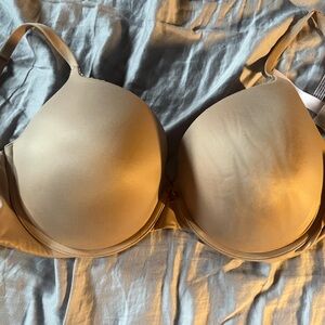 Victoria secret beige bra 38DD